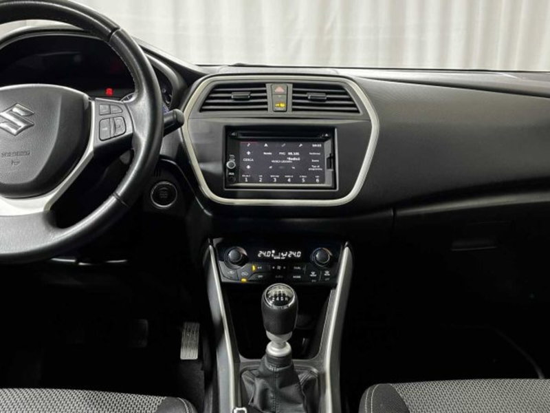Suzuki S-Cross usata a Sondrio (14)