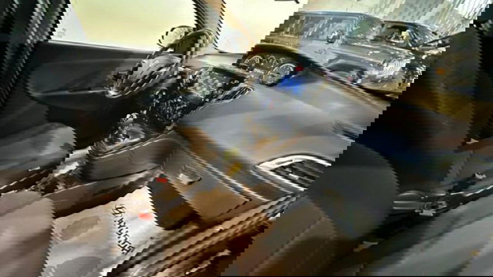 Lancia Ypsilon usata a Reggio Emilia (12)