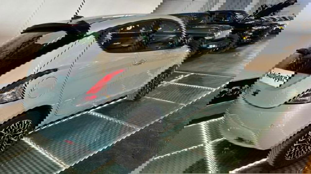 Lancia Ypsilon usata a Reggio Emilia (6)