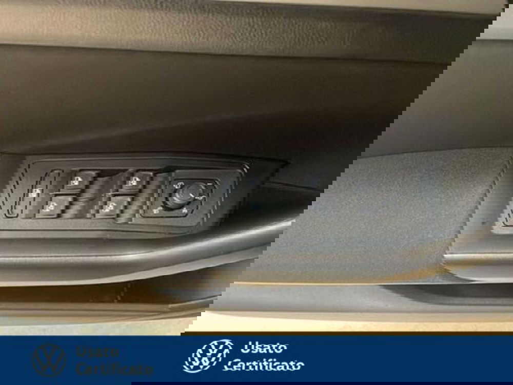 Volkswagen T-Roc usata a Vicenza (15)