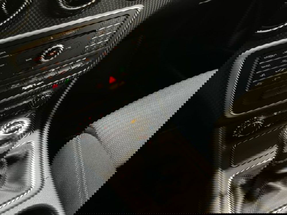 Mercedes-Benz GLA SUV usata a Verona (14)