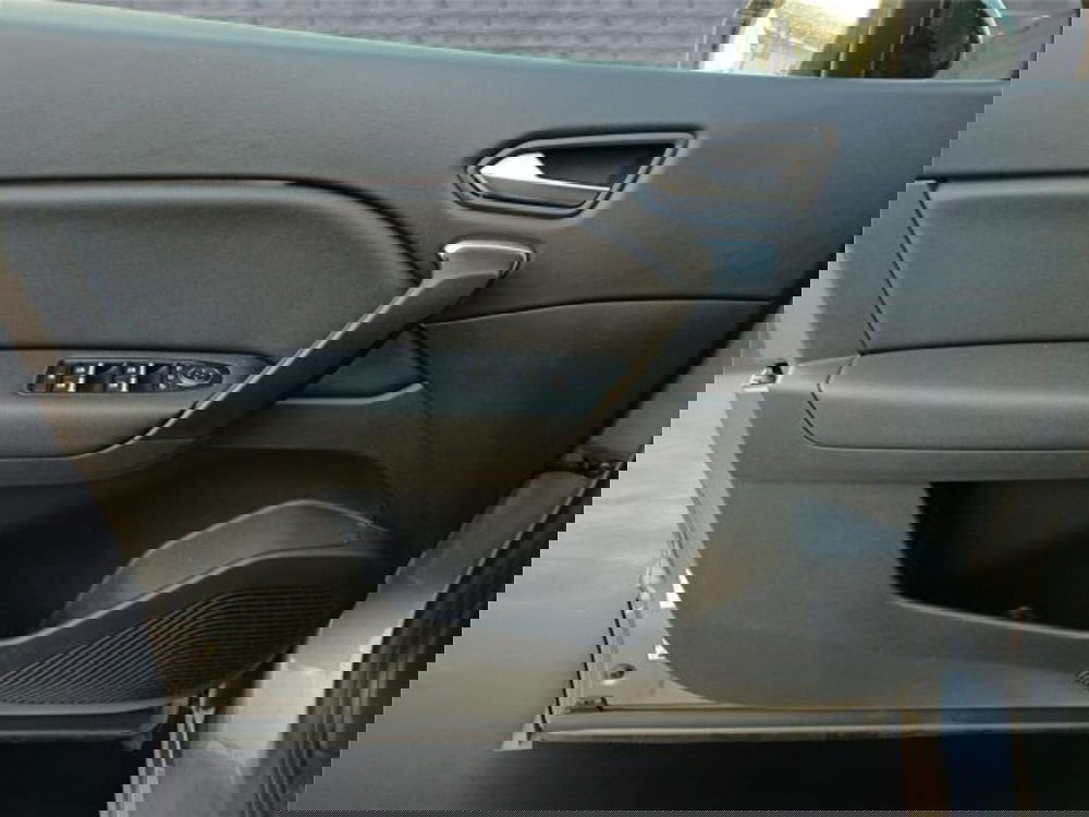 Renault Captur usata a Bari (9)