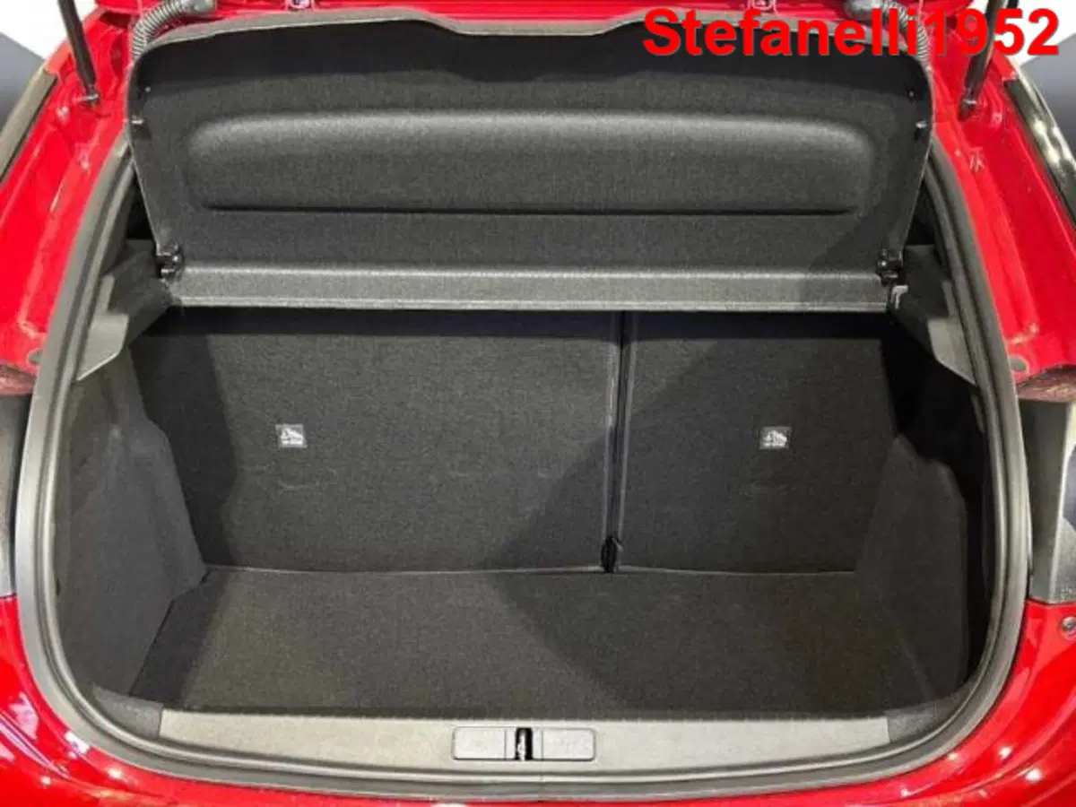 Opel Corsa nuova a Bologna (7)
