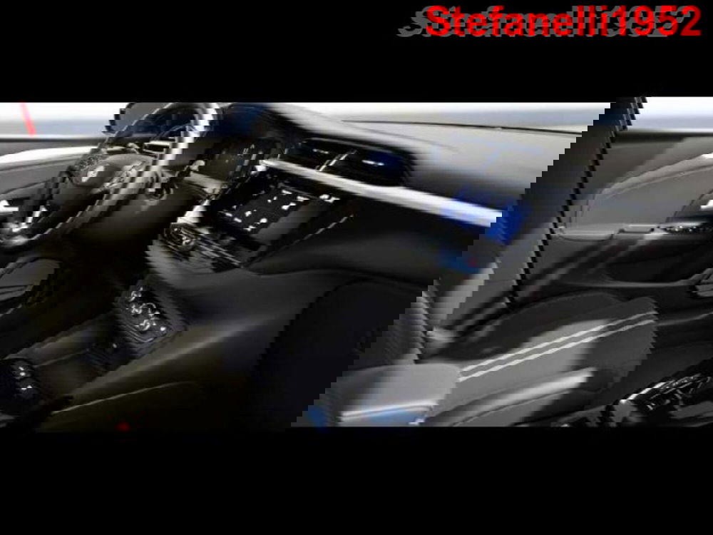 Opel Corsa nuova a Bologna (9)