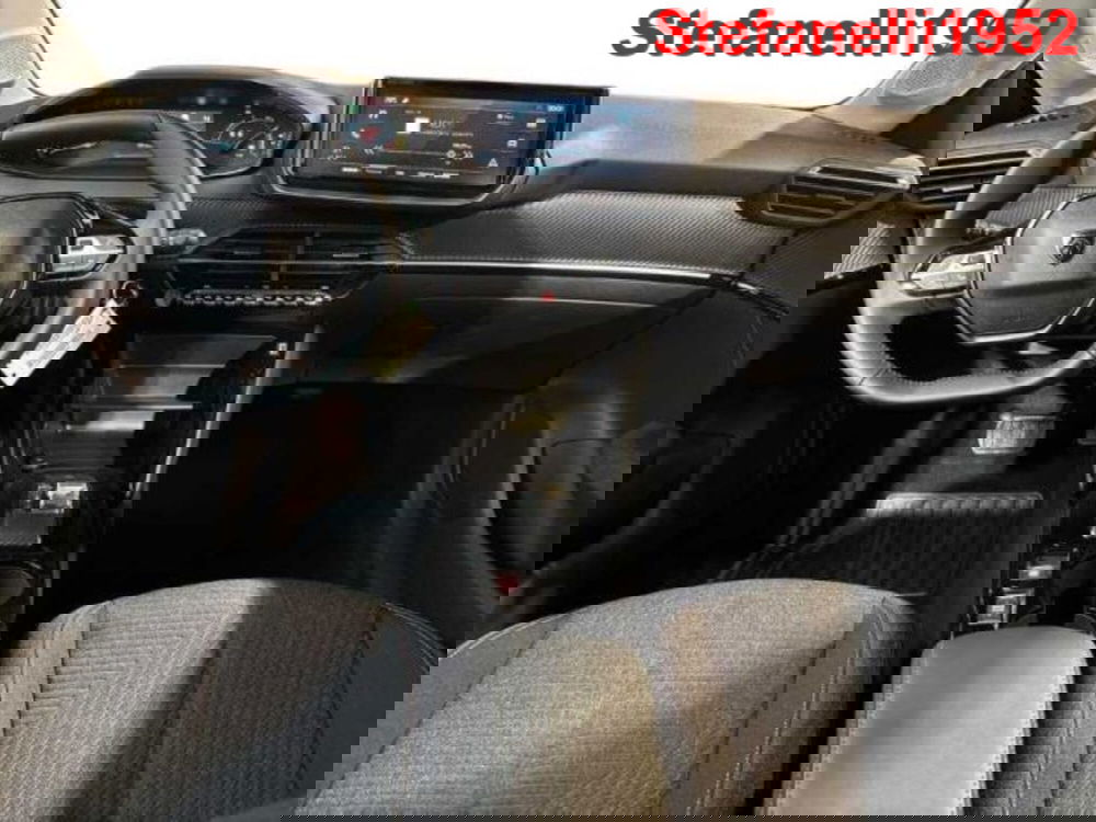 Peugeot 208 nuova a Bologna (13)