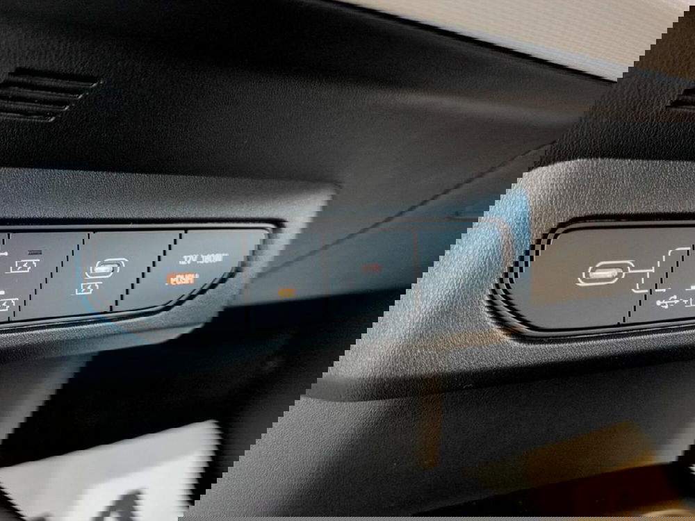 Kia EV4 nuova a Piacenza (13)