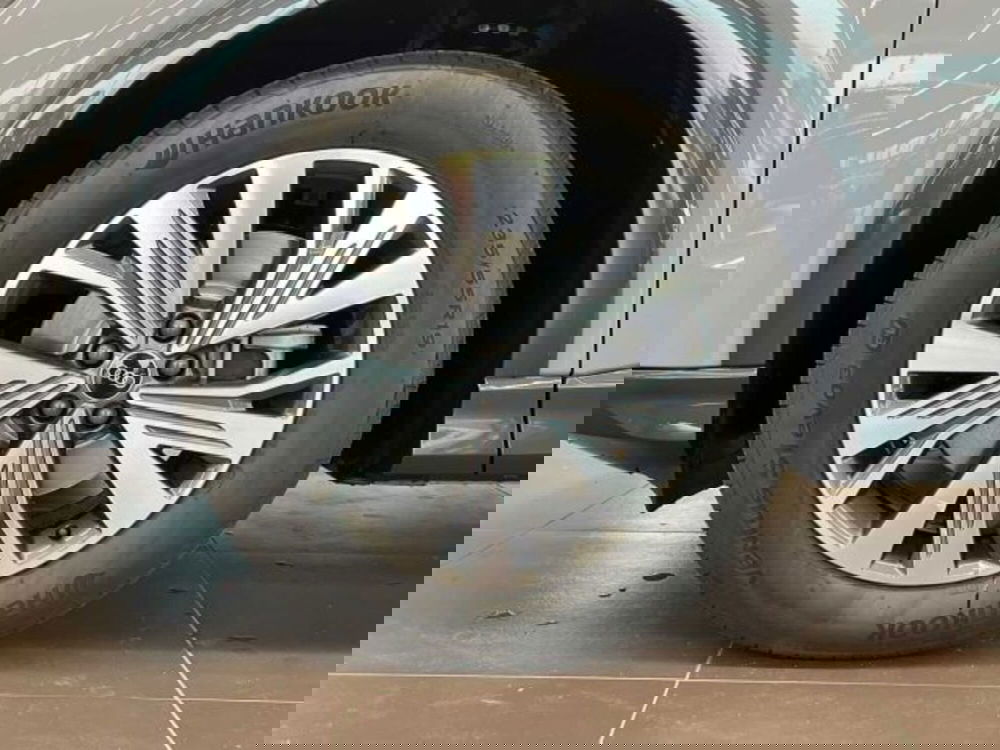 Audi Q4 Sportback nuova a Bologna (7)