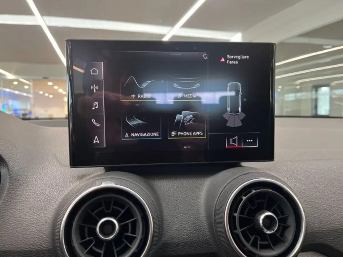 Audi Q2 nuova a Bologna (14)