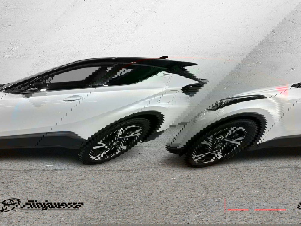 Toyota Toyota C-HR usata a Lecco (7)