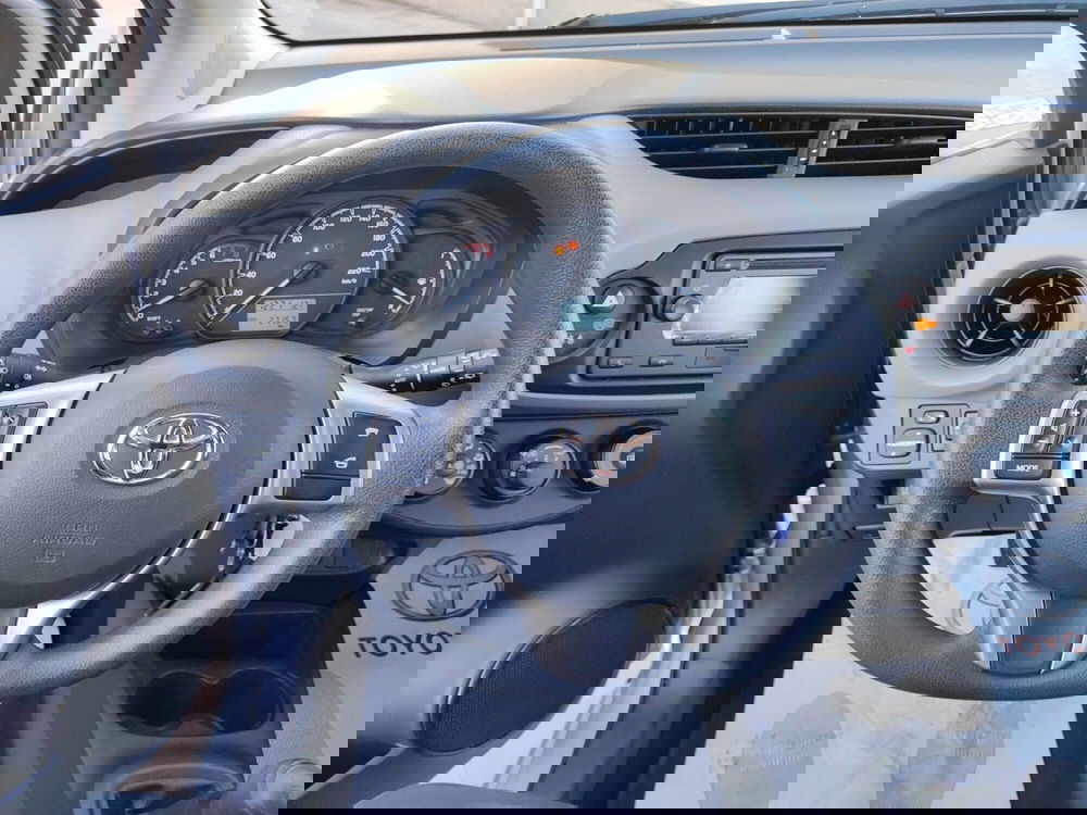 Toyota Yaris usata a Catania (11)