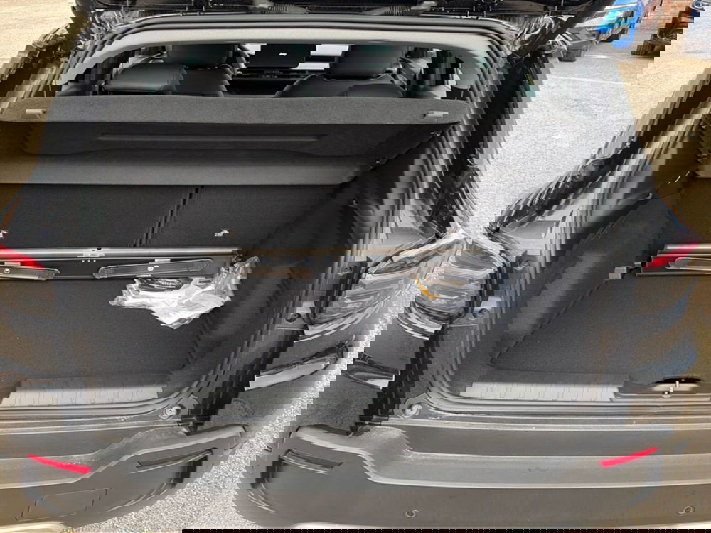 Jeep Avenger nuova a Chieti (13)