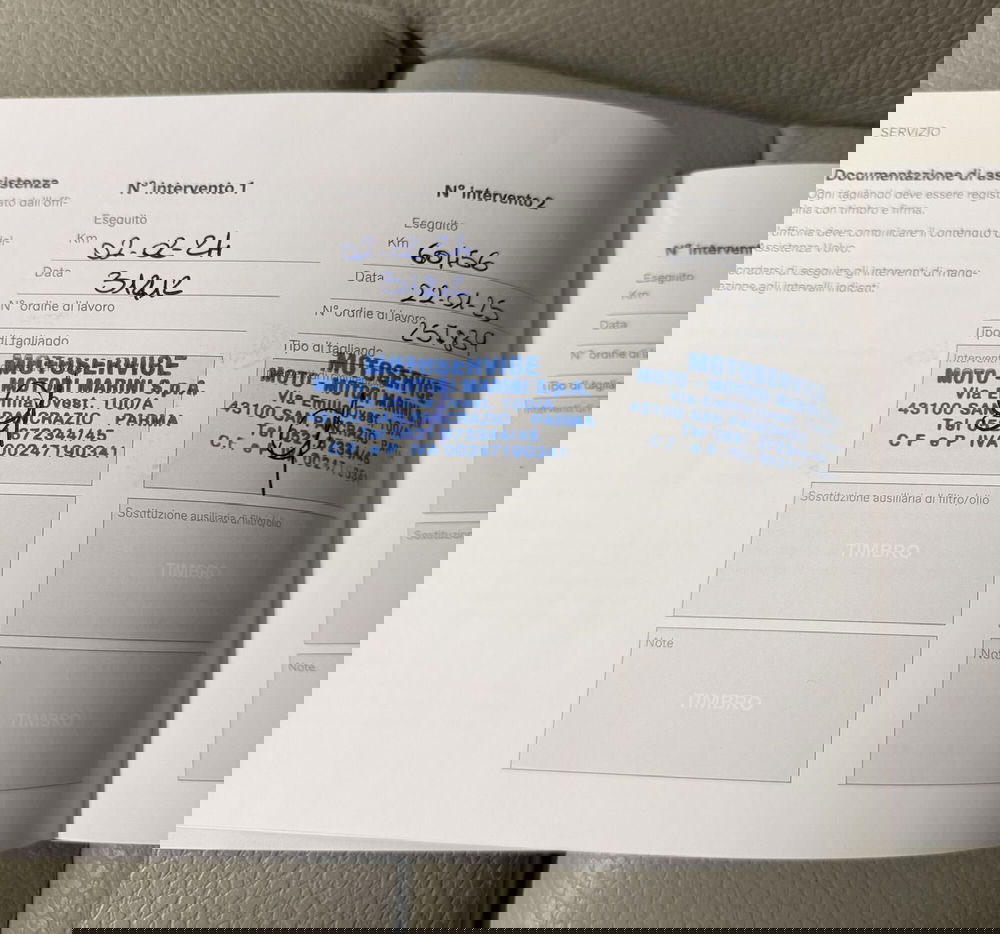 Volvo XC60 usata a Parma (15)