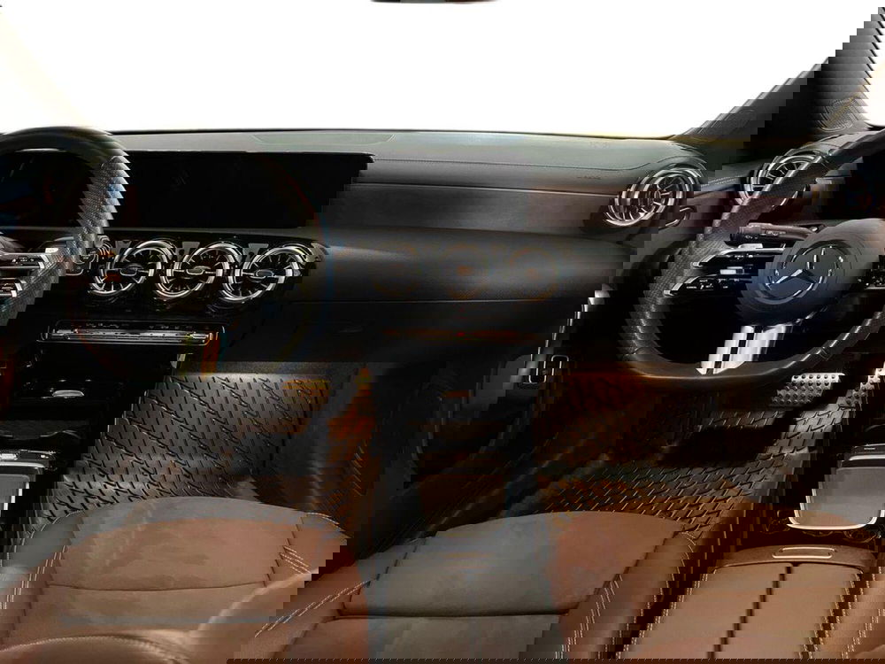 Mercedes-Benz CLA Shooting Brake usata a Lecce (8)