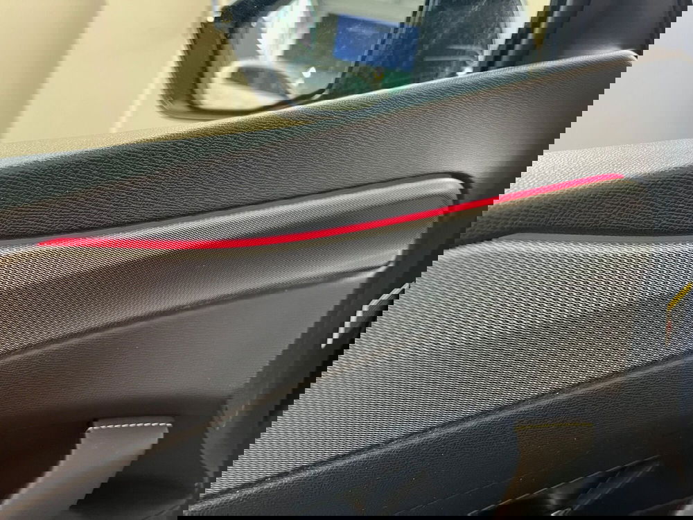 Peugeot 408 usata a Bari (14)