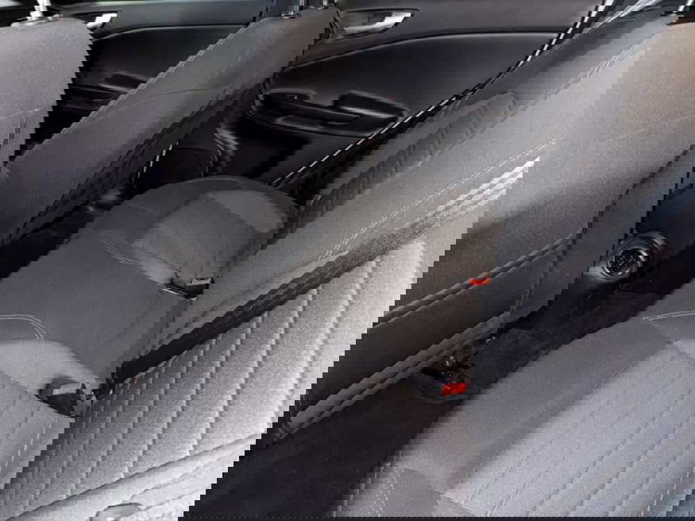 Alfa Romeo Giulietta usata a Genova (10)