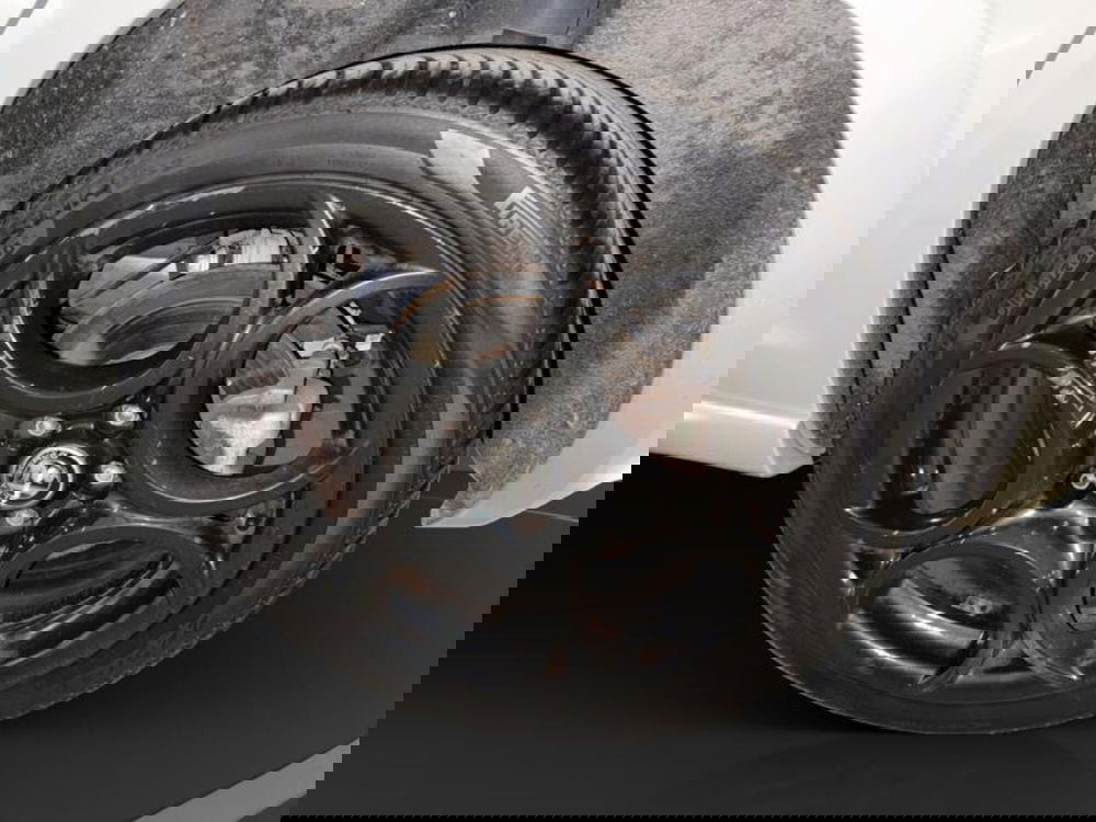 Alfa Romeo Giulietta usata a Genova (18)