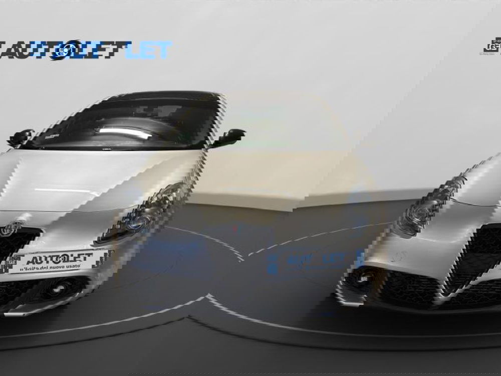 Alfa Romeo Giulietta usata a Genova (2)