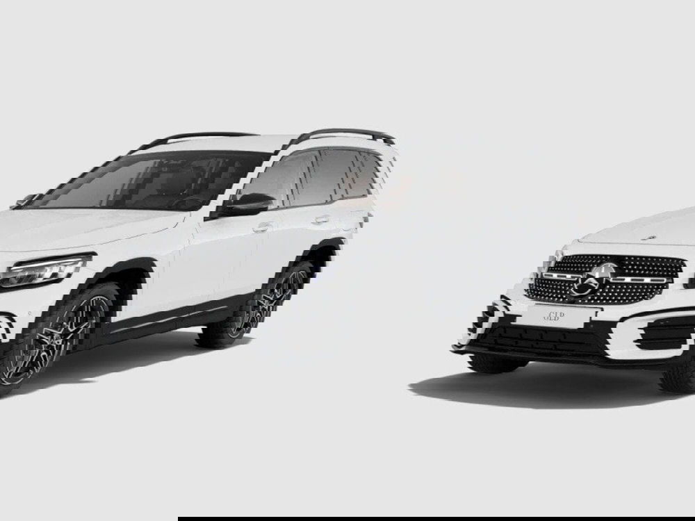 Mercedes-Benz GLB nuova a Macerata