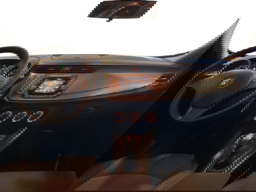 Alfa Romeo Giulietta usata a Macerata (10)