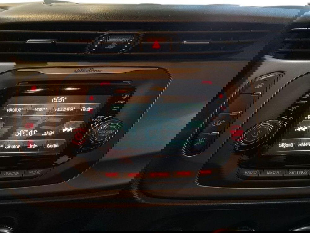 Alfa Romeo Giulietta usata a Macerata (15)