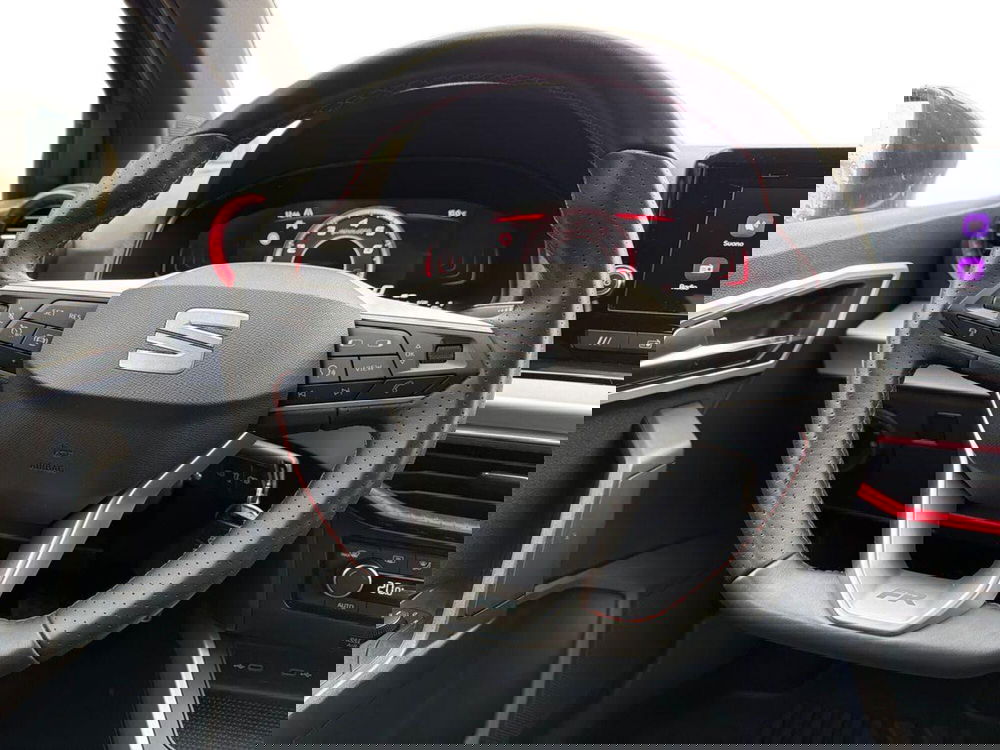 SEAT Arona usata a Siena (13)