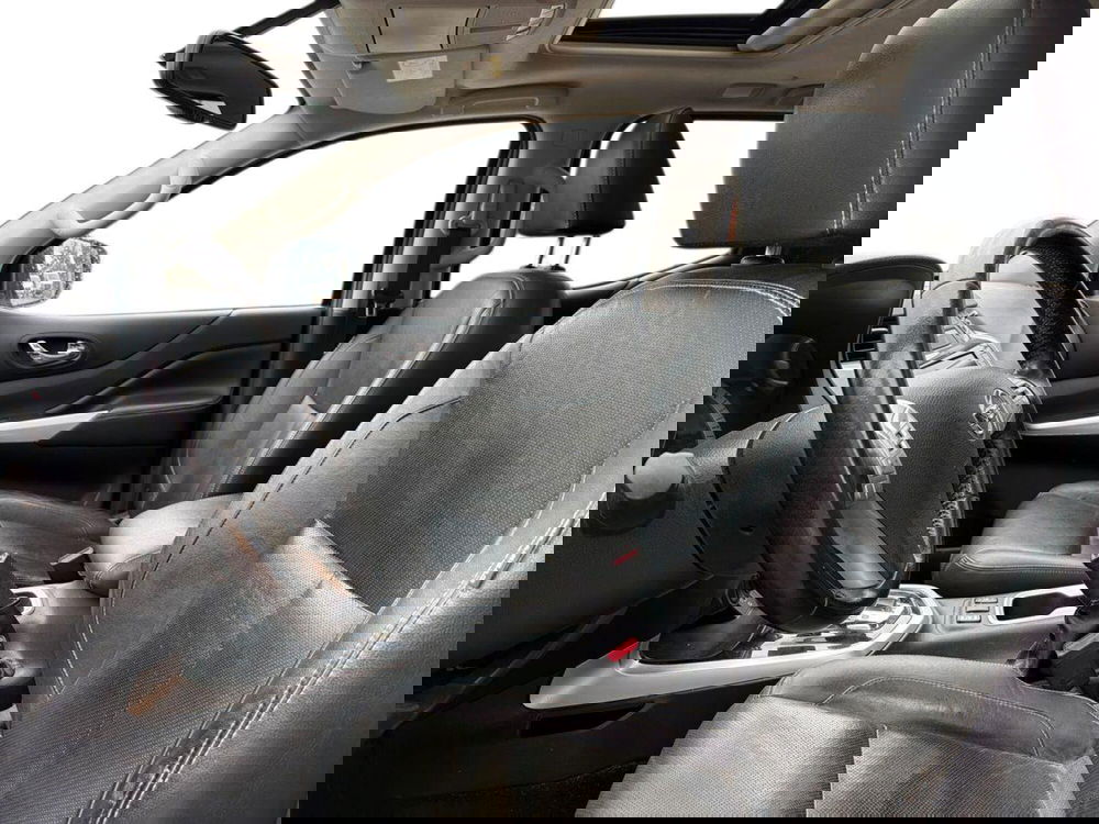 Nissan Navara usata a Siena (9)