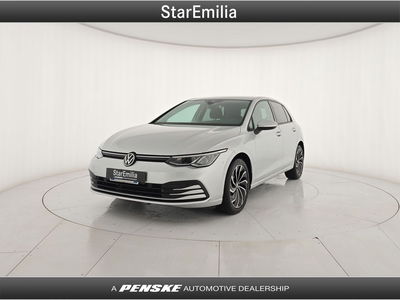 Volkswagen Golf 1.0 eTSI EVO DSG Life del 2023 usata a Casalecchio di Reno