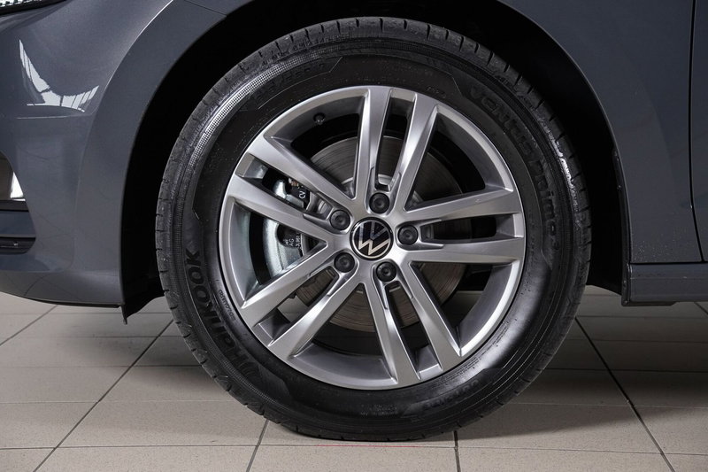 Volkswagen Touran usata a Perugia (6)