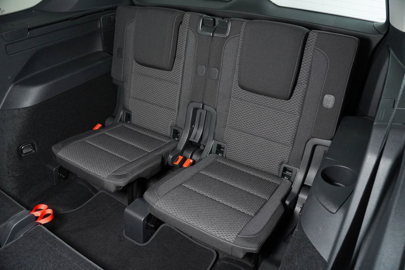 Volkswagen Touran usata a Perugia (9)