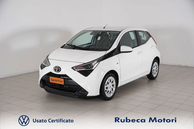 Toyota Aygo 1.0 VVT-i 72 CV 5 porte x-play del 2018 usata a Citta' della Pieve