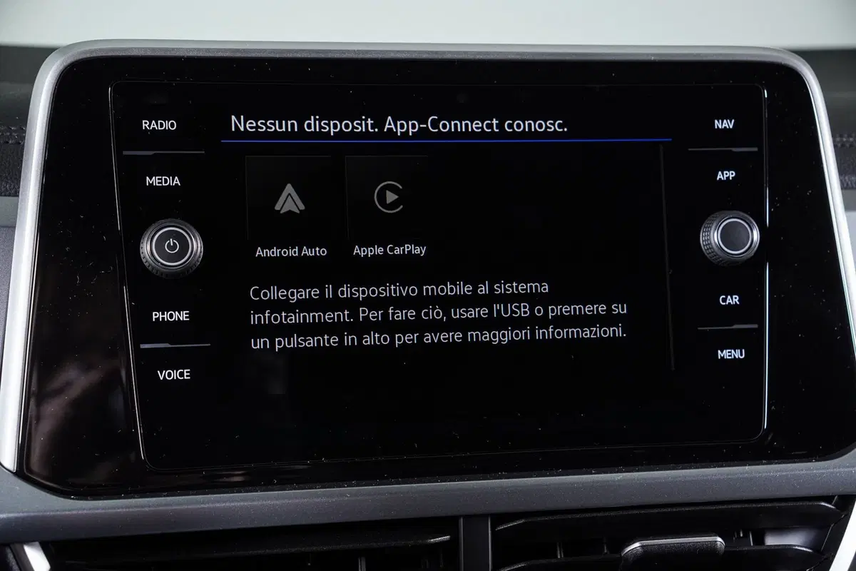 Volkswagen T-Roc Cabrio usata a Perugia (16)