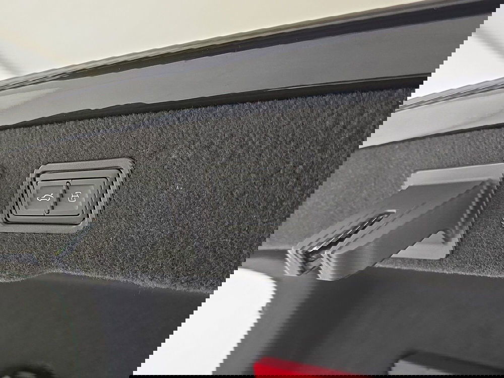 Audi A8 usata a Alessandria (10)