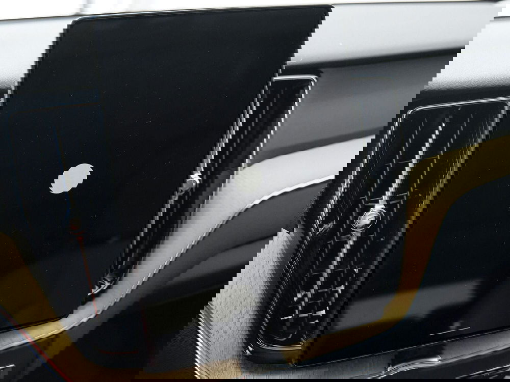 Volvo XC60 nuova a Prato (12)