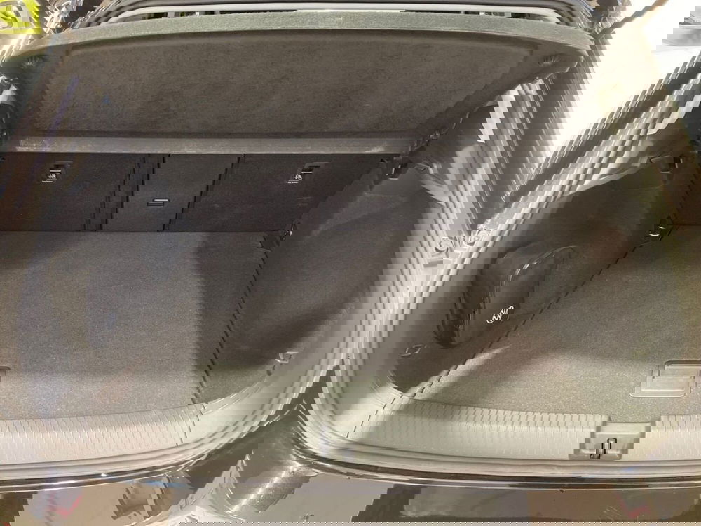Volkswagen T-Roc usata a Pistoia (8)