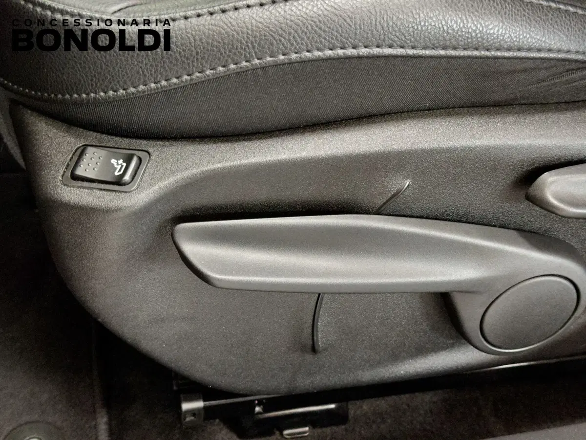 Jeep Compass usata a Brescia (9)
