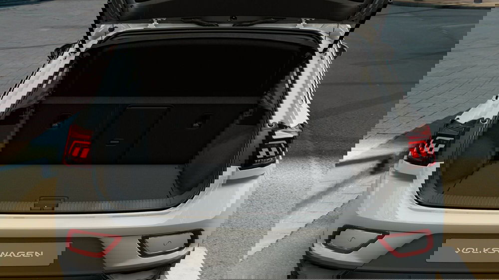 Volkswagen T-Roc nuova a Reggio Calabria (7)