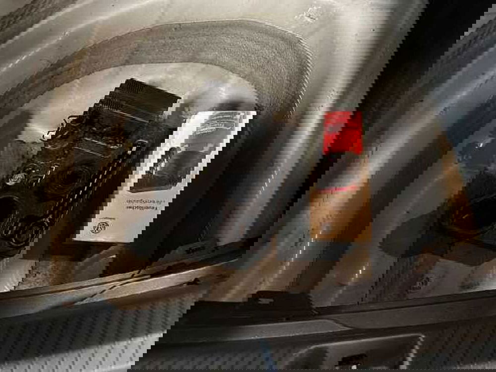 Volkswagen Taigo usata a Prato (16)