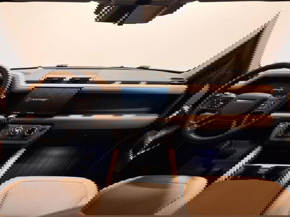 Land Rover Defender usata a Venezia (12)