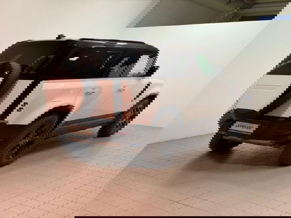 Land Rover Defender usata a Venezia (2)