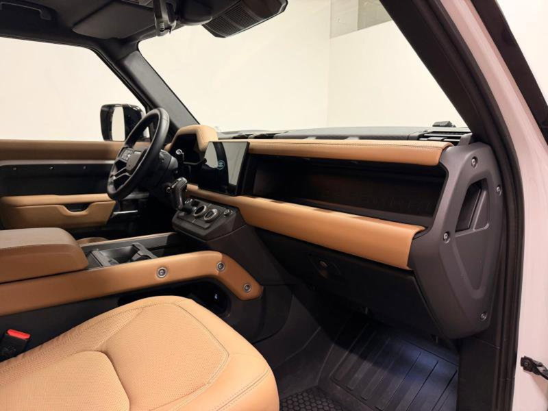 Land Rover Defender usata a Venezia (7)