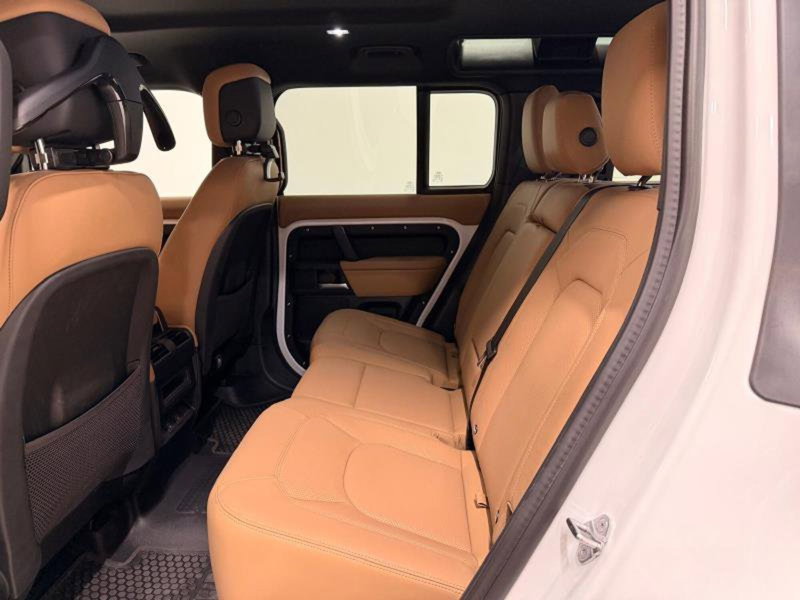 Land Rover Defender usata a Venezia (8)