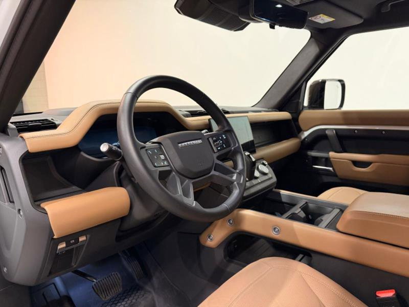 Land Rover Defender usata a Venezia (9)