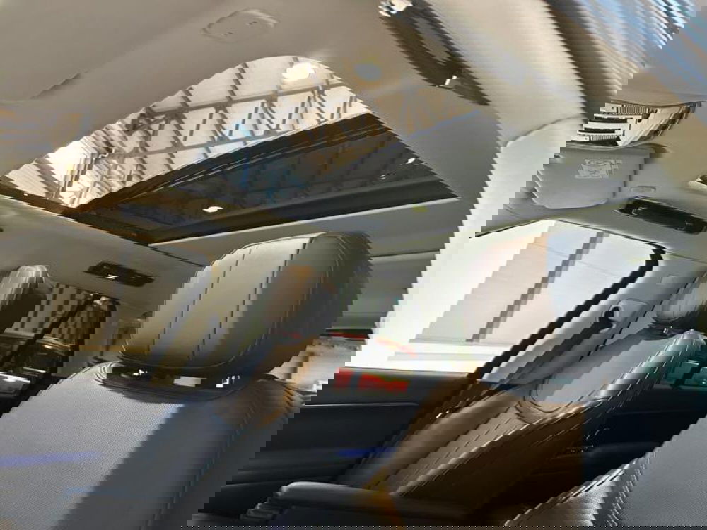 Land Rover Range Rover Sport usata a Venezia (10)