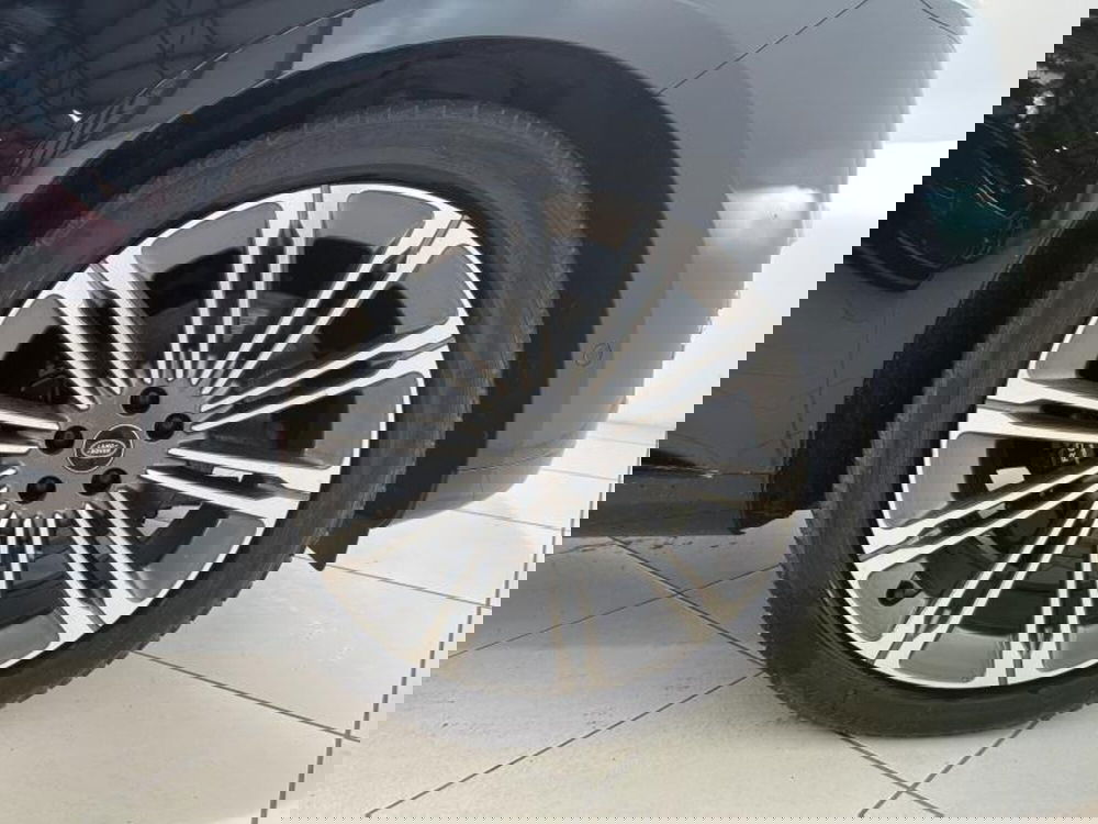 Land Rover Range Rover Sport usata a Venezia (12)