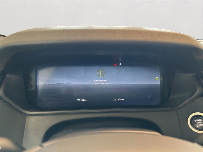 Land Rover Range Rover Velar usata a Latina (10)