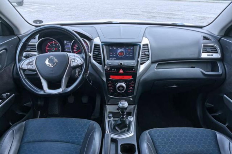 Ssangyong Tivoli usata a Udine (8)