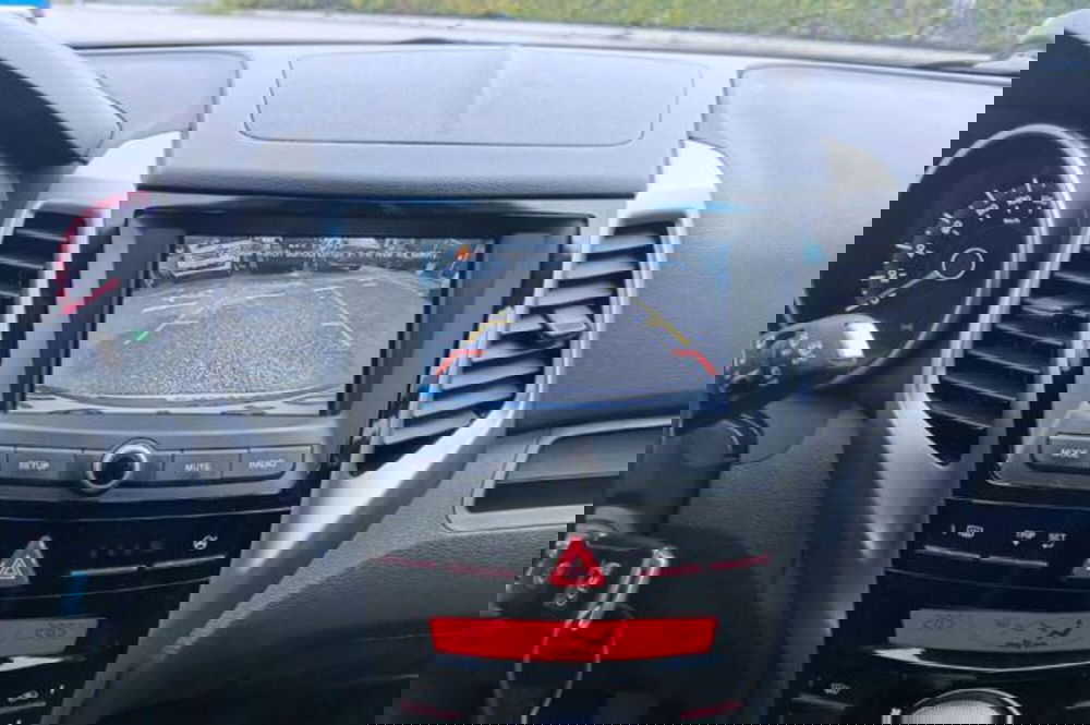 Ssangyong Tivoli usata a Udine (9)