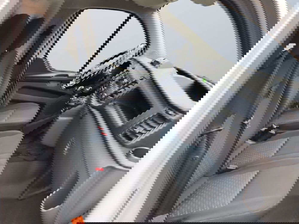 Ford Transit Custom Furgone usata a Milano (10)