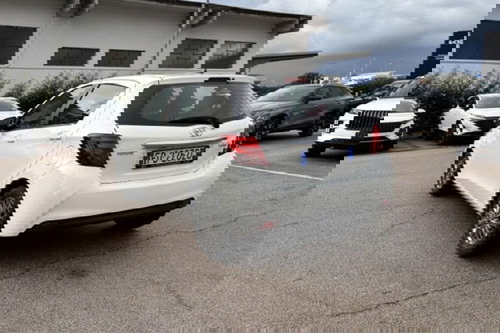 Toyota Yaris usata a Latina (5)