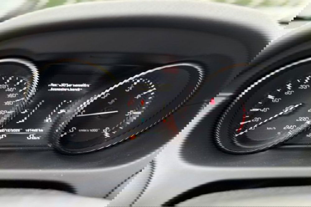 Land Rover Discovery Sport usata a Latina (11)